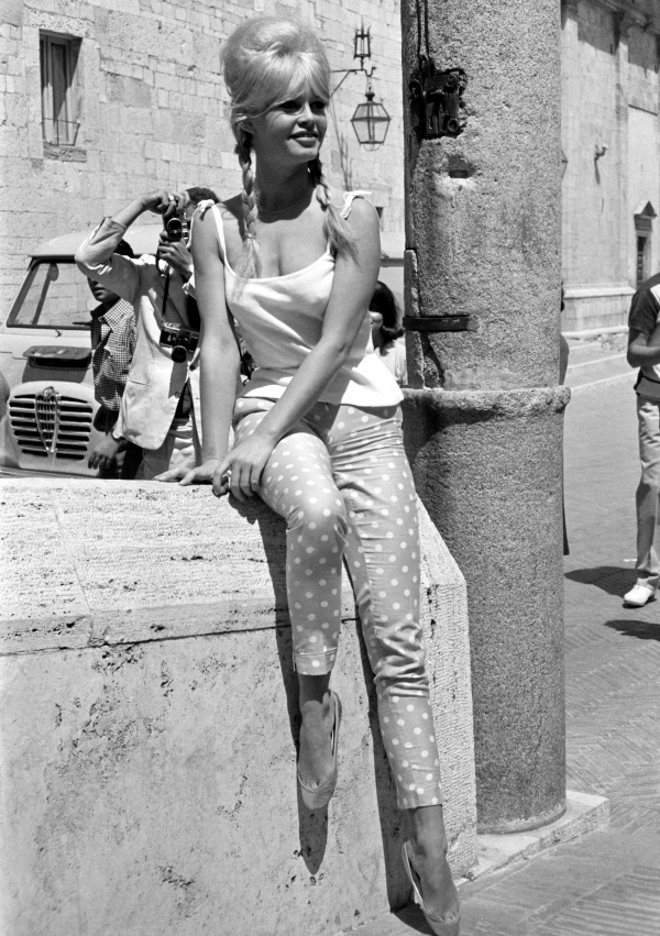 A '60-as évek divatikonjai - DIVAT&STÍLUS - Hírek  - 60-as évek, audrey hepburn, bridget bardot, divat, múlt, stílus, twiggy, 